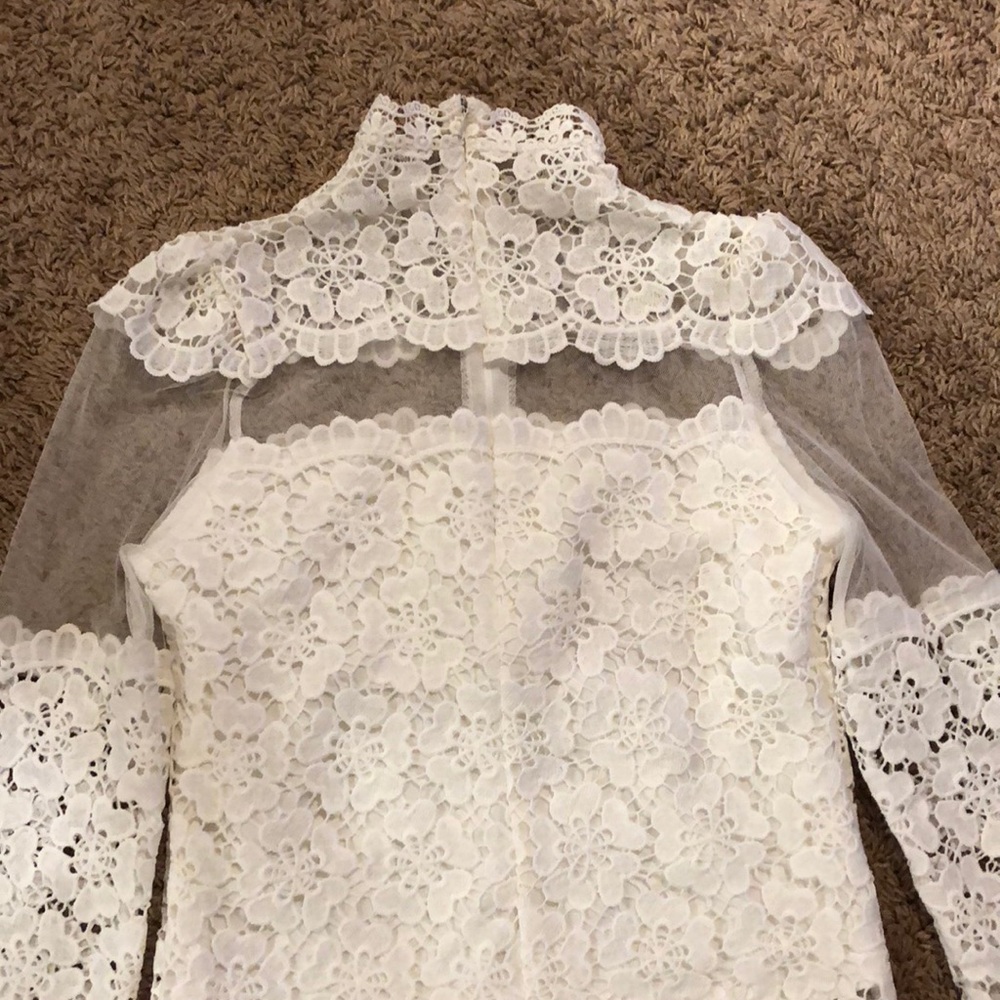 Lace white top